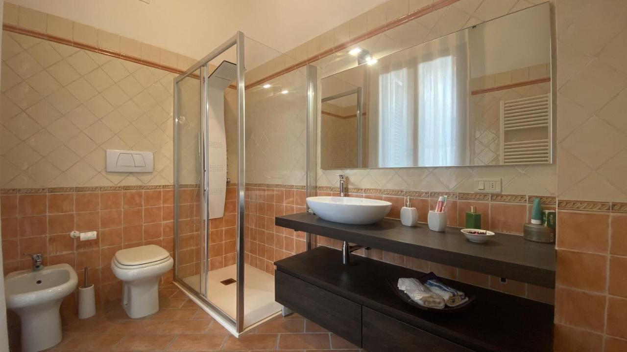 Indipendent Studio Apartment With Terrace - Parking Флоренція Екстер'єр фото