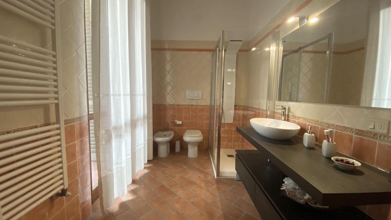 Indipendent Studio Apartment With Terrace - Parking Флоренція Екстер'єр фото