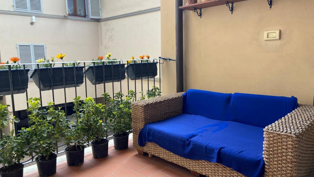 Indipendent Studio Apartment With Terrace - Parking Флоренція Екстер'єр фото