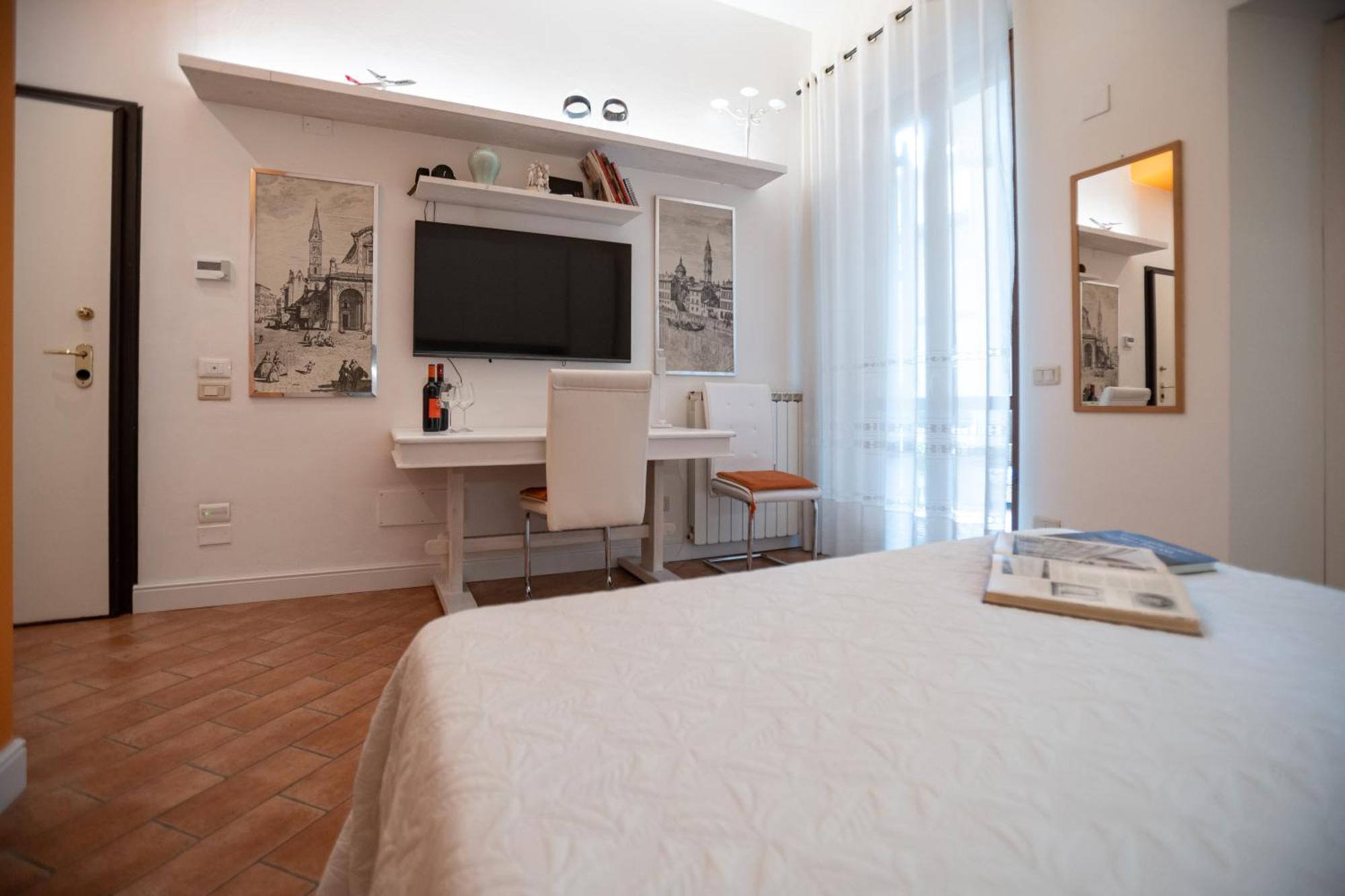 Indipendent Studio Apartment With Terrace - Parking Флоренція Екстер'єр фото